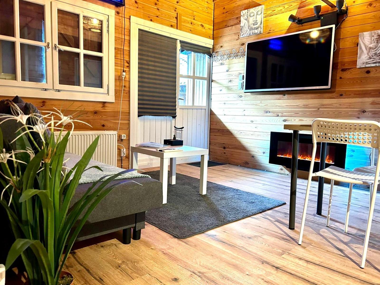 Buddha Style Family House & Jacuzzi & Sauna Near Amsterdam Vijfhuizen Exterior photo