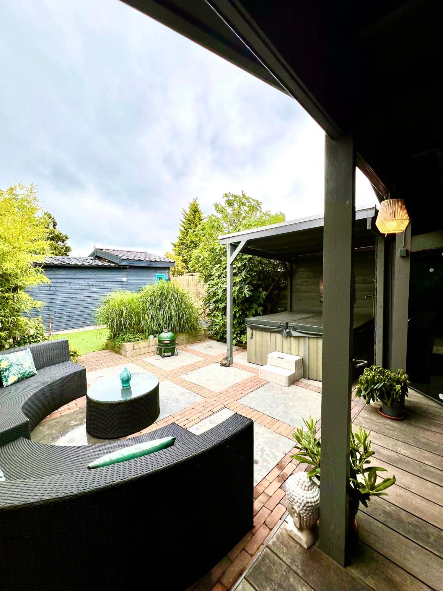 Buddha Style Family House & Jacuzzi & Sauna Near Amsterdam Vijfhuizen Exterior photo